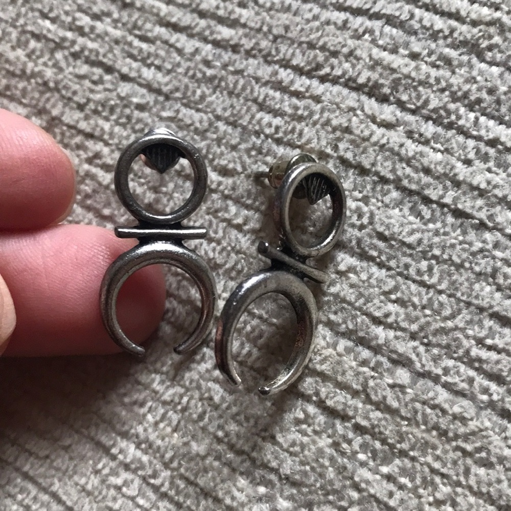 Moon earrings 🌚